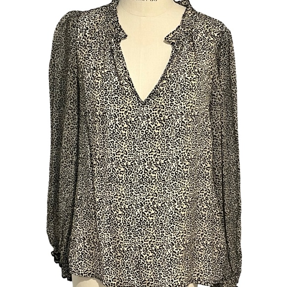 Animal Print Pull Over Blouse by Velvet by Graham & Spencer - Medium - Picture 1 of 8